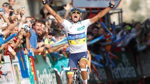 alberto contador vuelta