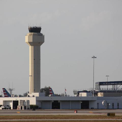Donald Trump letališče Palm Beach