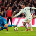 Rooney Cesar Anglija Slovenija Wembley