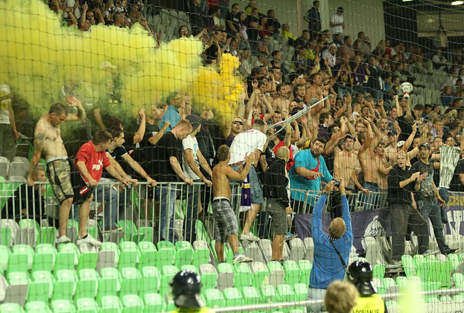 Olimpija Maribor večni derbi navijači