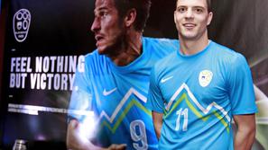vučkić slovenska nogometna reprezentanca dres