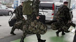 V Afganistan odhaja 66 vojakov.