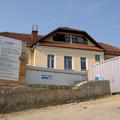 Obnove ter dozidave šole in vrtca se je lotilo Gradišče, zdaj delo nadaljuje Kos
