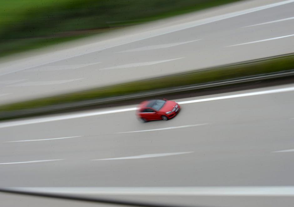 Hitrost na avtocesti | Avtor: EPA