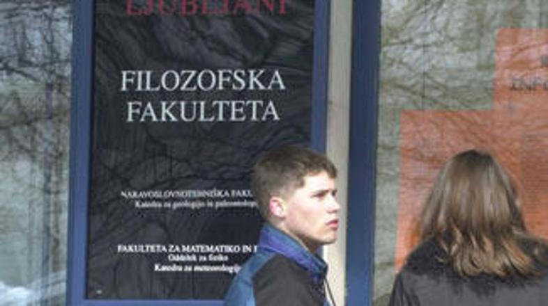 Na Kreol so bile sicer vpisane le štiri študentke, kar pomeni, da oddelek po sta