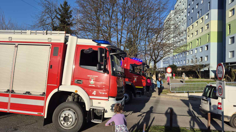Gasilci, posredovanje na Brilejevi v Ljubljani