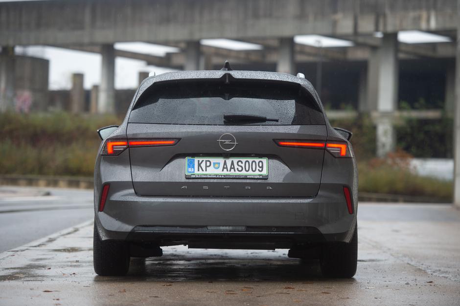 Opel Astra | Avtor: Anže Petkovšek