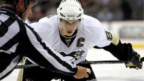 Crosbyjevi Pingvini so klonili pred Torontom. (Foto: Reuters)