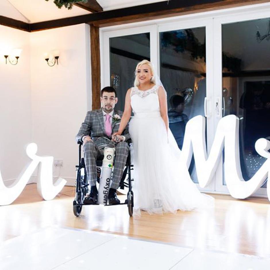 Darren Easton in Lauren Pope | Avtor: Facebook