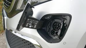 mercedes-benz EQV 300