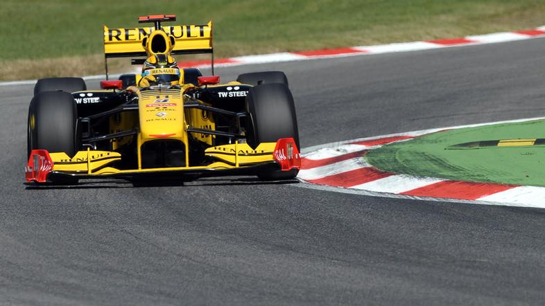Renault je s 127 točkami peti med moštvi oziroma 29 točk za Mercedesom. (Foto: E