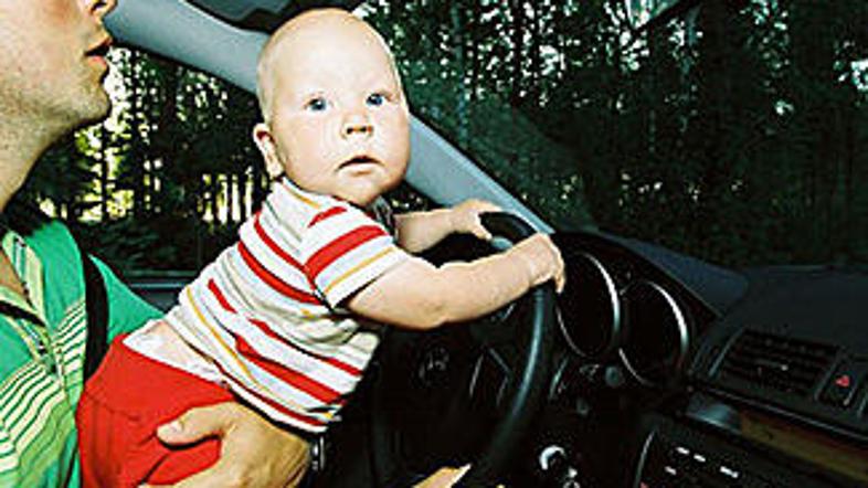 Ne morem si pomagati, res moram potrobiti!