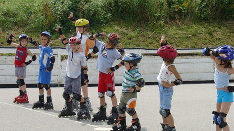 Mladinski center Krško tudi letošnjega julija pripravlja brezplačni tečaj rolanj