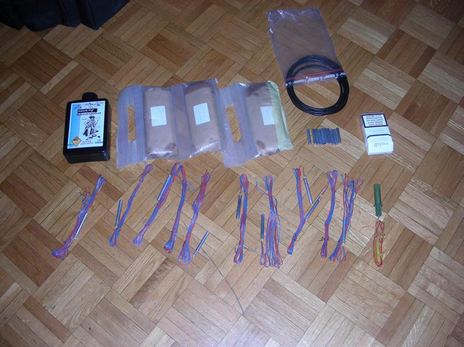 detonatorji in razstrelivo