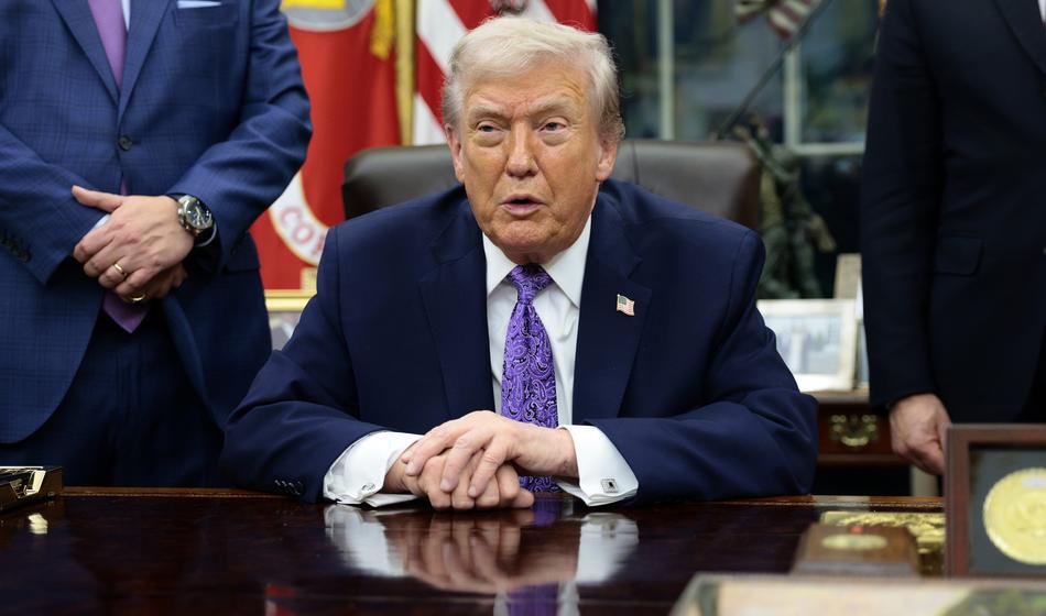 Trump razglasil konec vojne: Z enim klicem naj bi ustavil krvave spopade