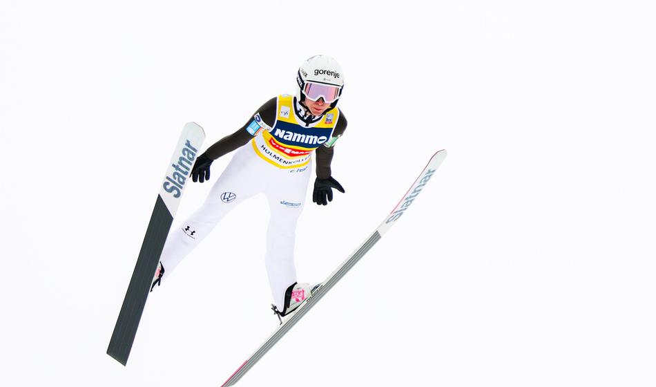 Niki Prevc tokrat napad ni uspel, na 21. rojstni dan brez stopničk