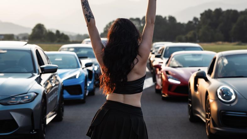 Head2Head - drag race oziroma dirka pospeševanja v Lescah