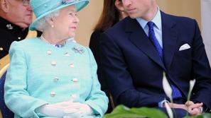 princ William kraljica Elizabeta II
