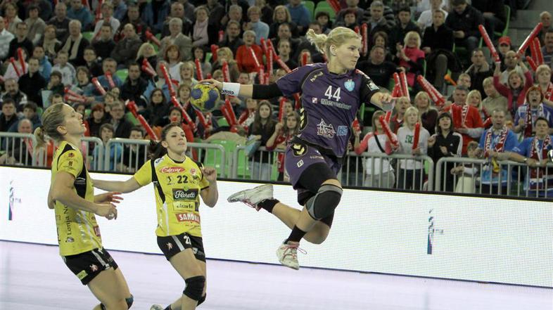 Krim - Ixtako 30:26, Maja Zrnec