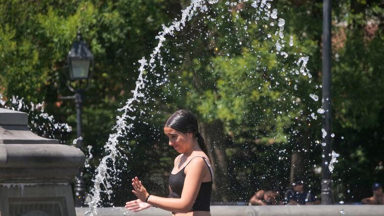 vročina vročinski val