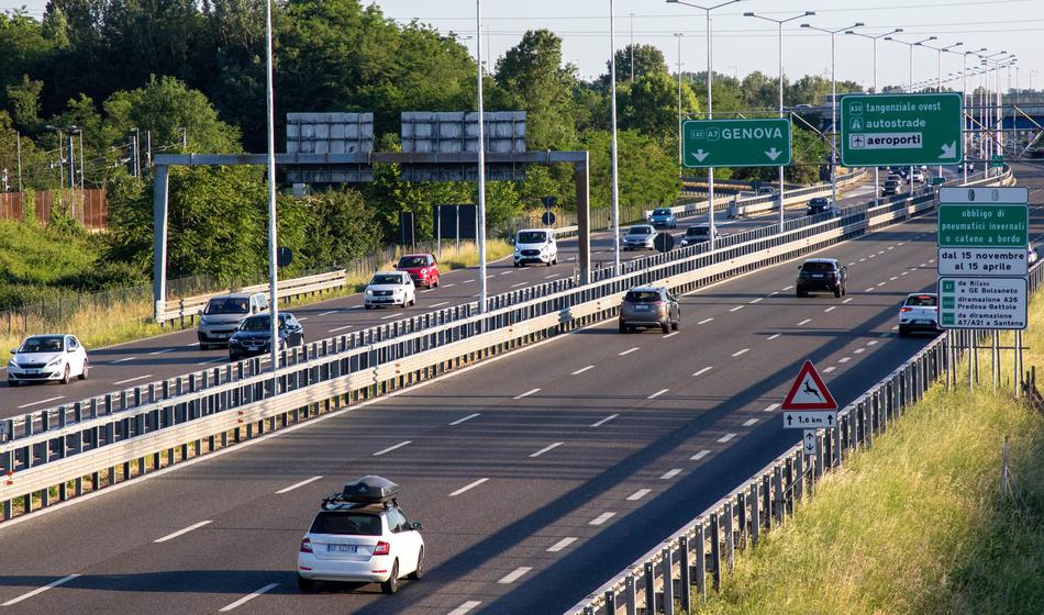 Velika novost: na AC bo dovoljeno prehitevanje po desni
