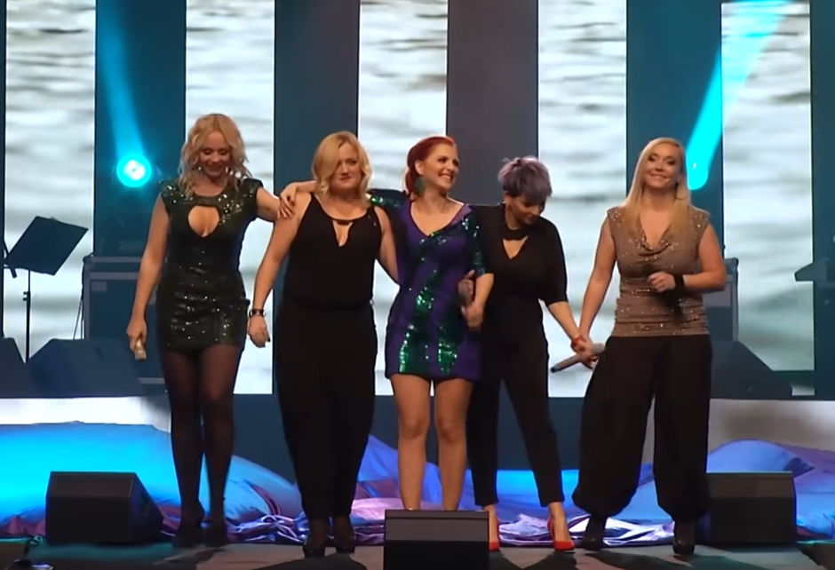 foxy teens | Avtor: Youtube