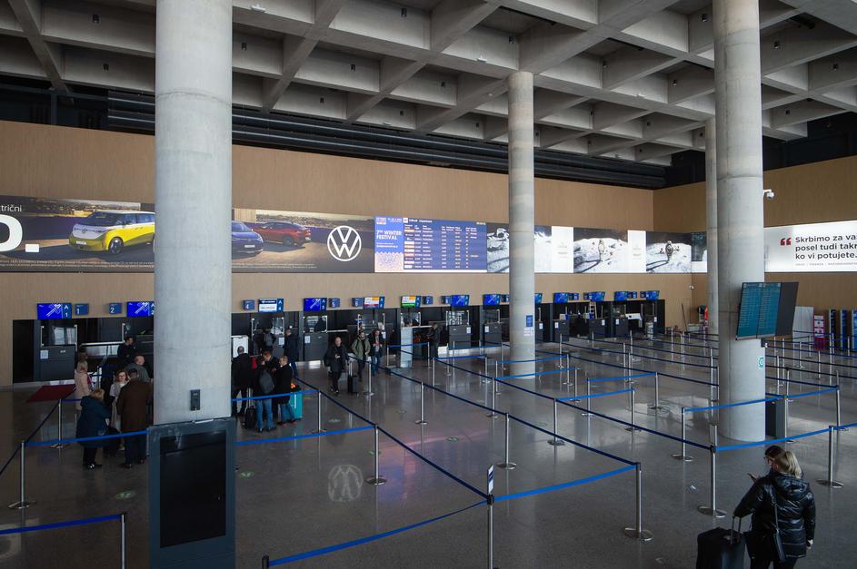 Letališče Jožeta Pučnika