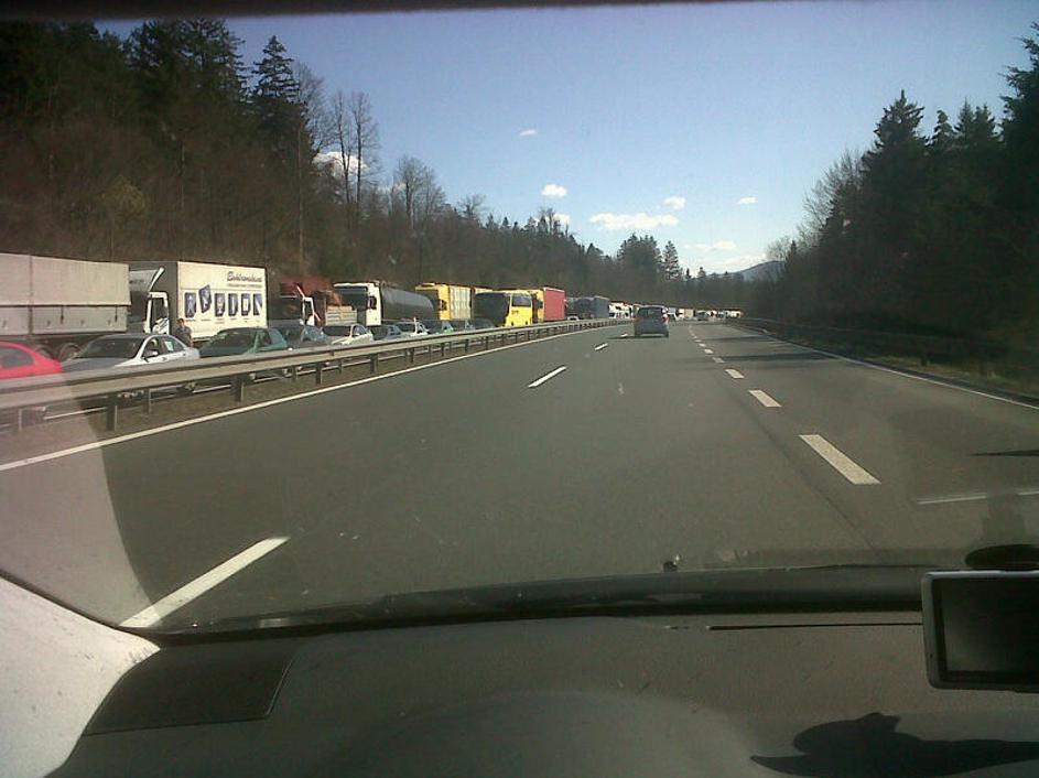 Nesreča na avtocesti