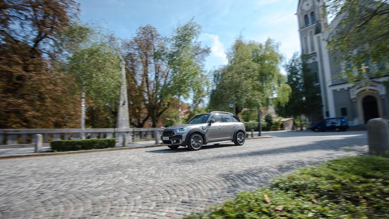 MINI Cooper S E Countryman ALL4.