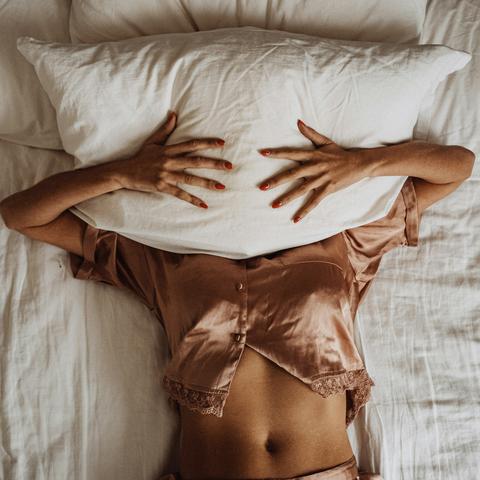 postelja, potenje, spanje, posteljnina, znoj