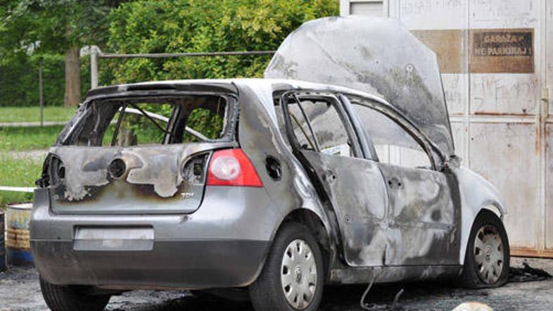 Priča ropa na Šmartinki je povedala, da se je po ropu iz golfa, ki je odpeljal s