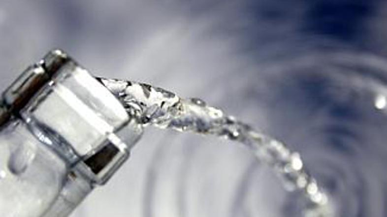 Rusi bodo lahko doma narejene zvarke zamenjali za kupljeno vodko.