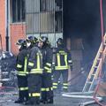 Prato požar v tekstilni tovarni gasilci