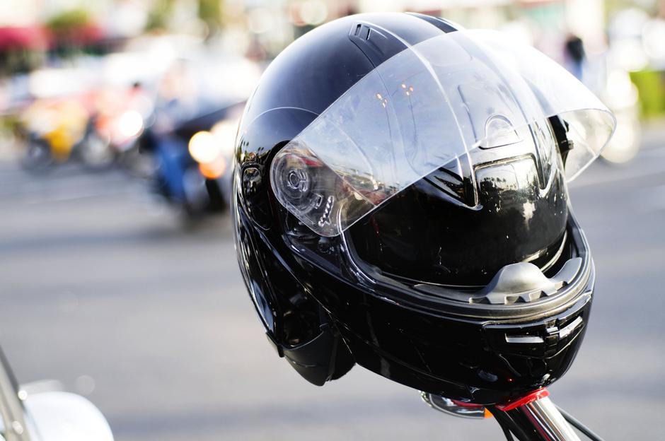 Motoristična čelada | Avtor: Shutterstock