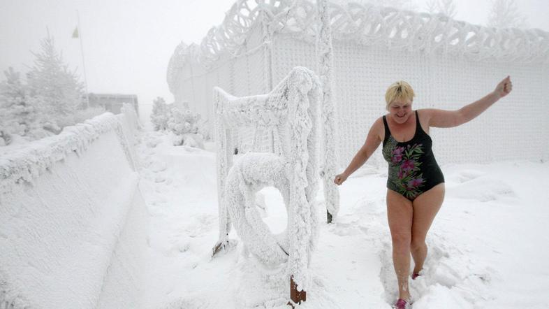 Krasnoyarsk, Sibirija, sneg, ledeno, plavanje, zima, kopanje