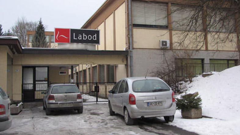 Novomeški Labod zapira svoja vrata.