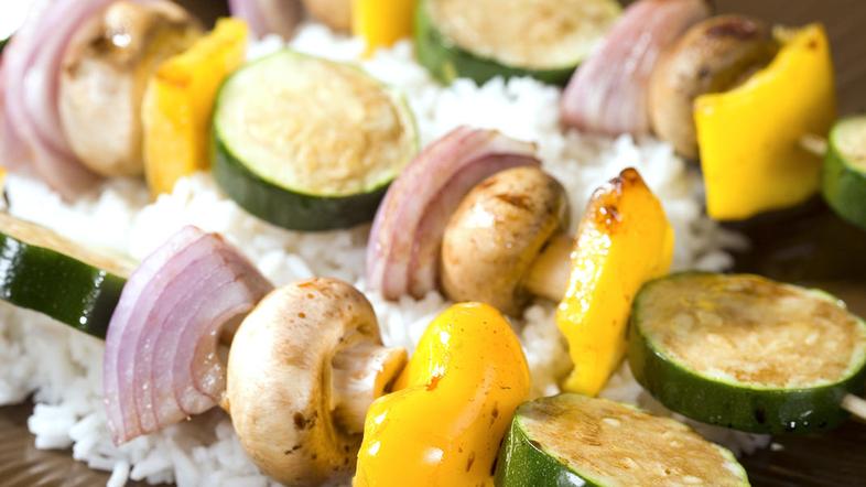 Postrezite jih s kuhanim rižem. (Foto: Shutterstock)