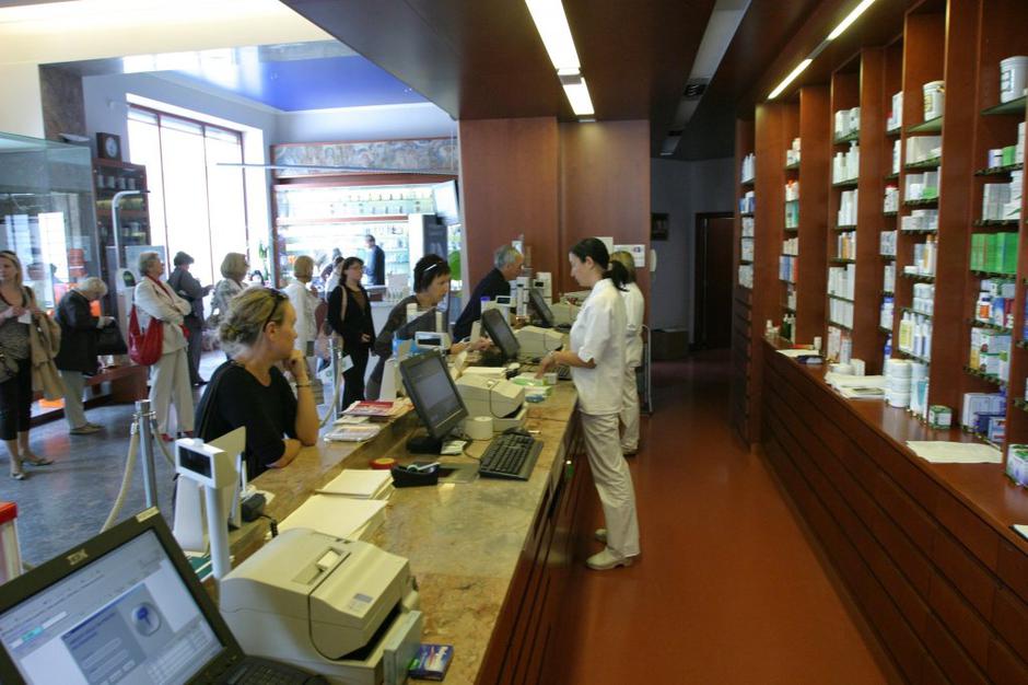 lekarna vrsta zdravila | Avtor: Boštjan Tacol