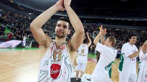 Olimpija - Panathinaikos, Ožbolt, kri