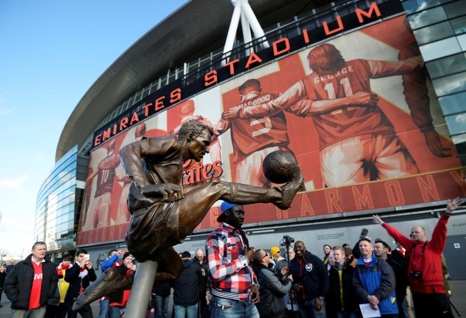 Bergkamp spomenik Arsenal Sunderland Premier League Anglija liga prvenstvo | Avtor: EPA