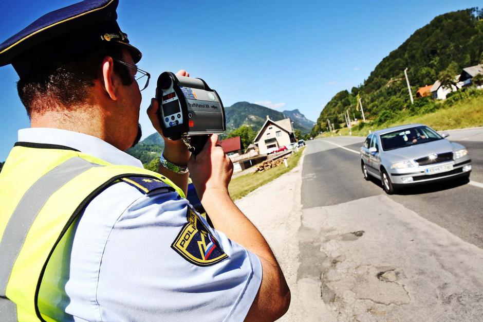 Nadzor policije | Avtor: Saša Despot