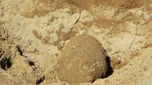 Stara letalska bomba.