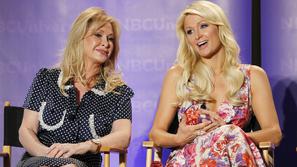 Mama in hči (Foto: Reuters)