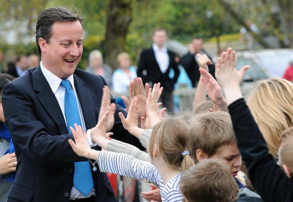 David Cameron je sicer dosegel cilj poraziti vladajoče laburiste, a bo, če bodo 