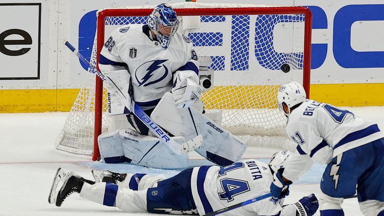 Colorad Avalanche : Tampa Bay Lightning