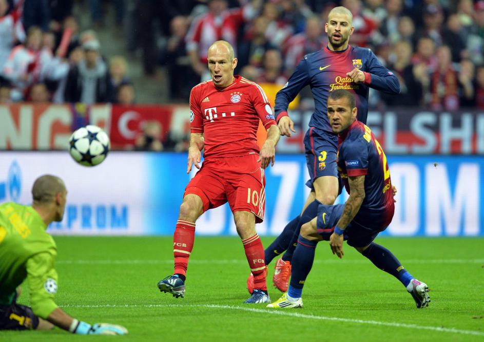 robben valdes alves pique bayern barcelona