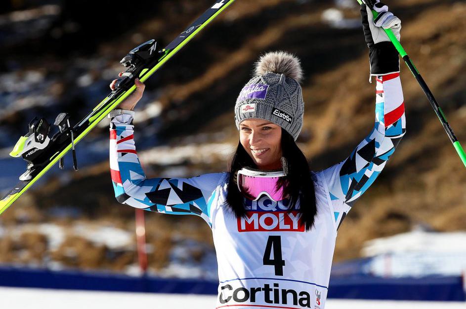 Anna Veith superveleslallom Cortina