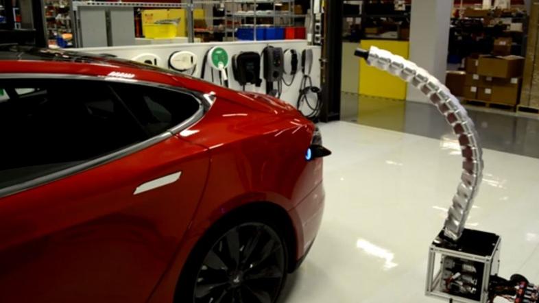 Teslina avtomatska polnilnica