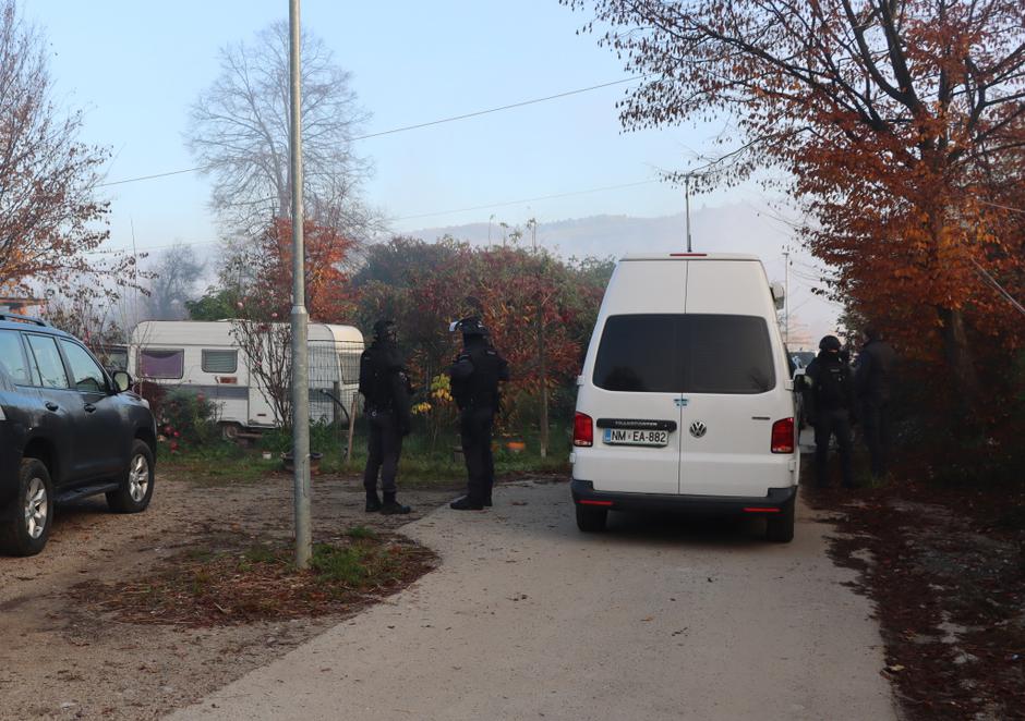 hišne preiskave v Žabjaku | Avtor: PU Novo mesto