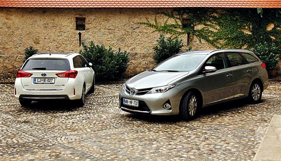 Toyota auris sports tourer